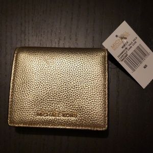 NWT Michael Kors Mercer Wallet